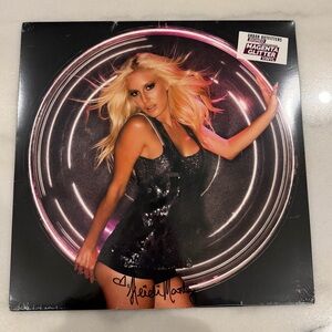 SIGNED Heidi Montag - Superficial UO Exclusive Magenta Glitter LP - NEW